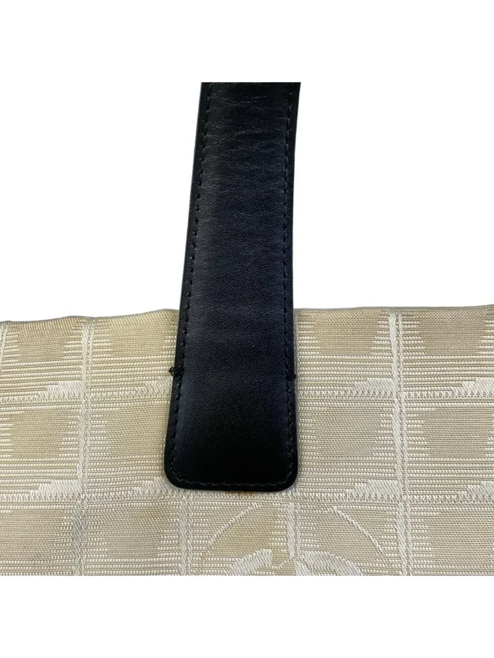 Chanel Tote New Travel Line MM Ivory Black Bicolor Leather